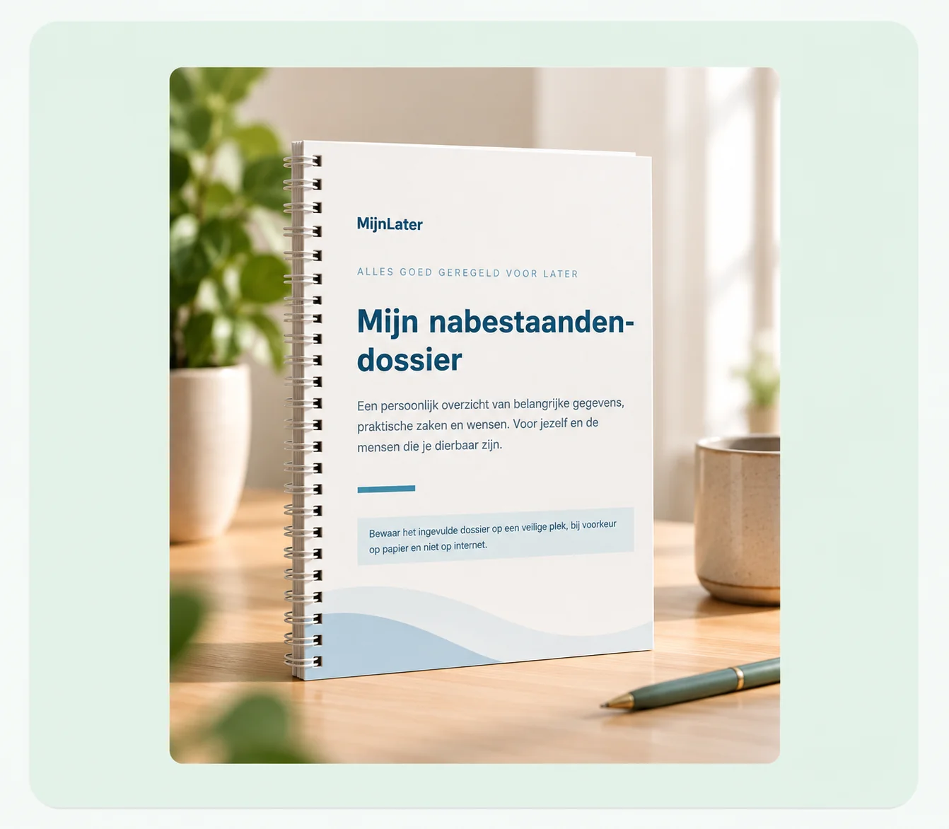 Gedrukt MijnLater nabestaandendossier met A4-spiraalbinding en de originele blauwe omslag